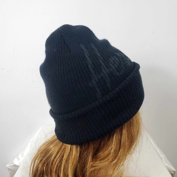 Herschel Black Hat - Picture 5 of 9